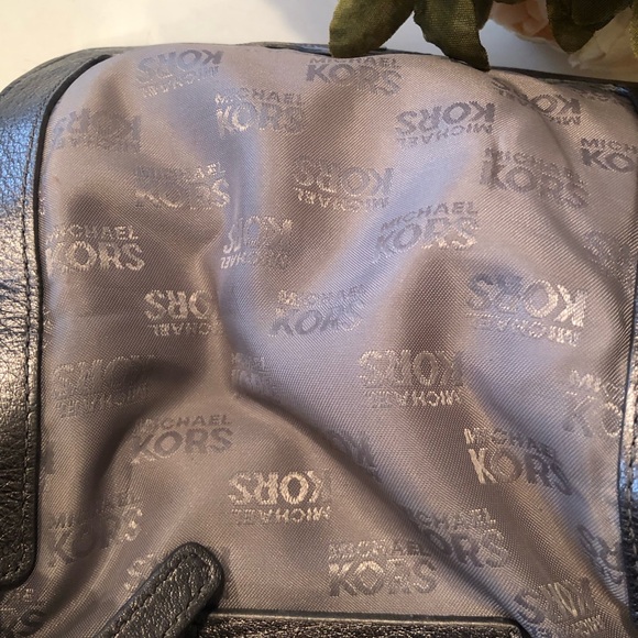 Michael Kors Metallic Crossbody Bag - Picture 8 of 9